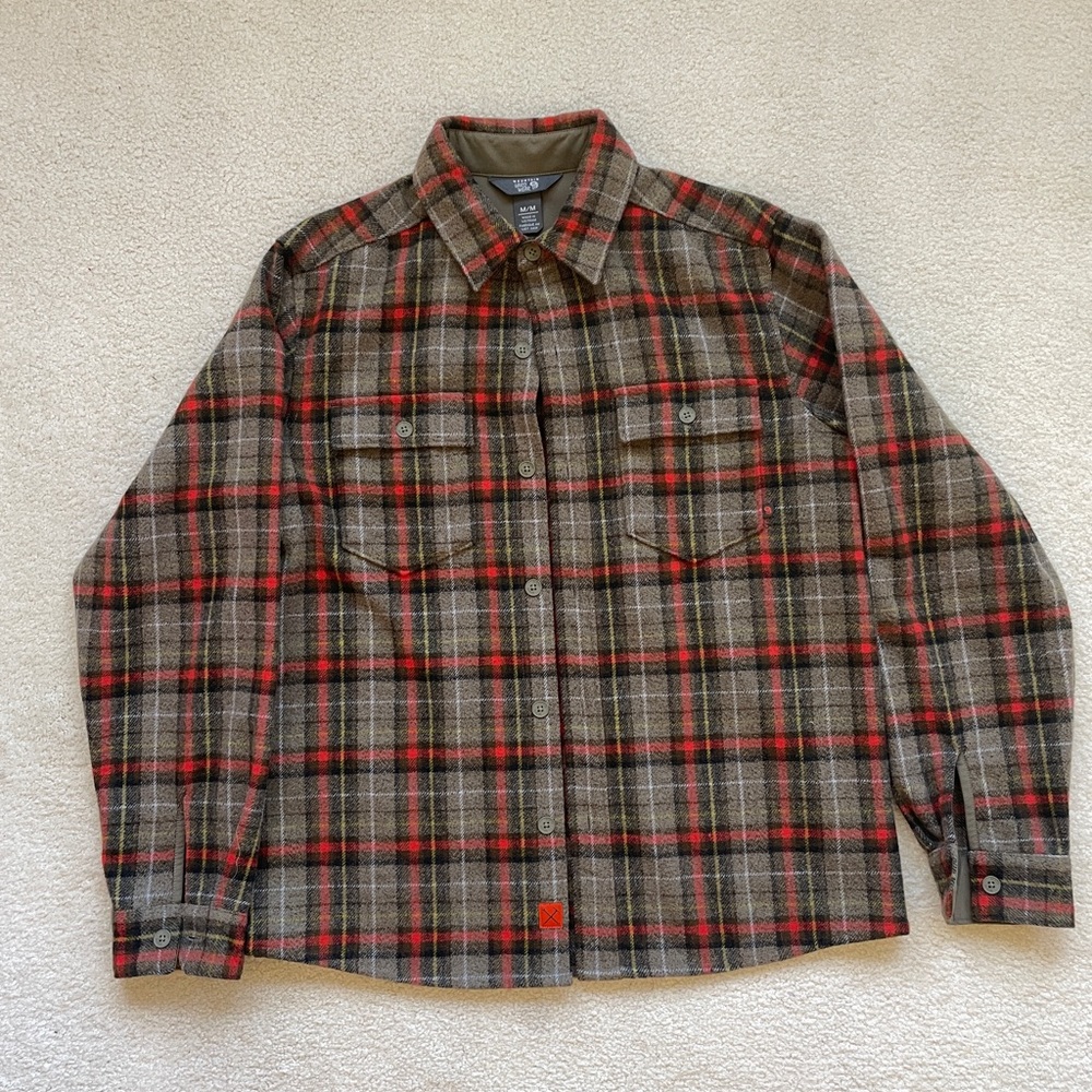 Plaid/fleece button up warm long sleeve shirt Mountain hardwear